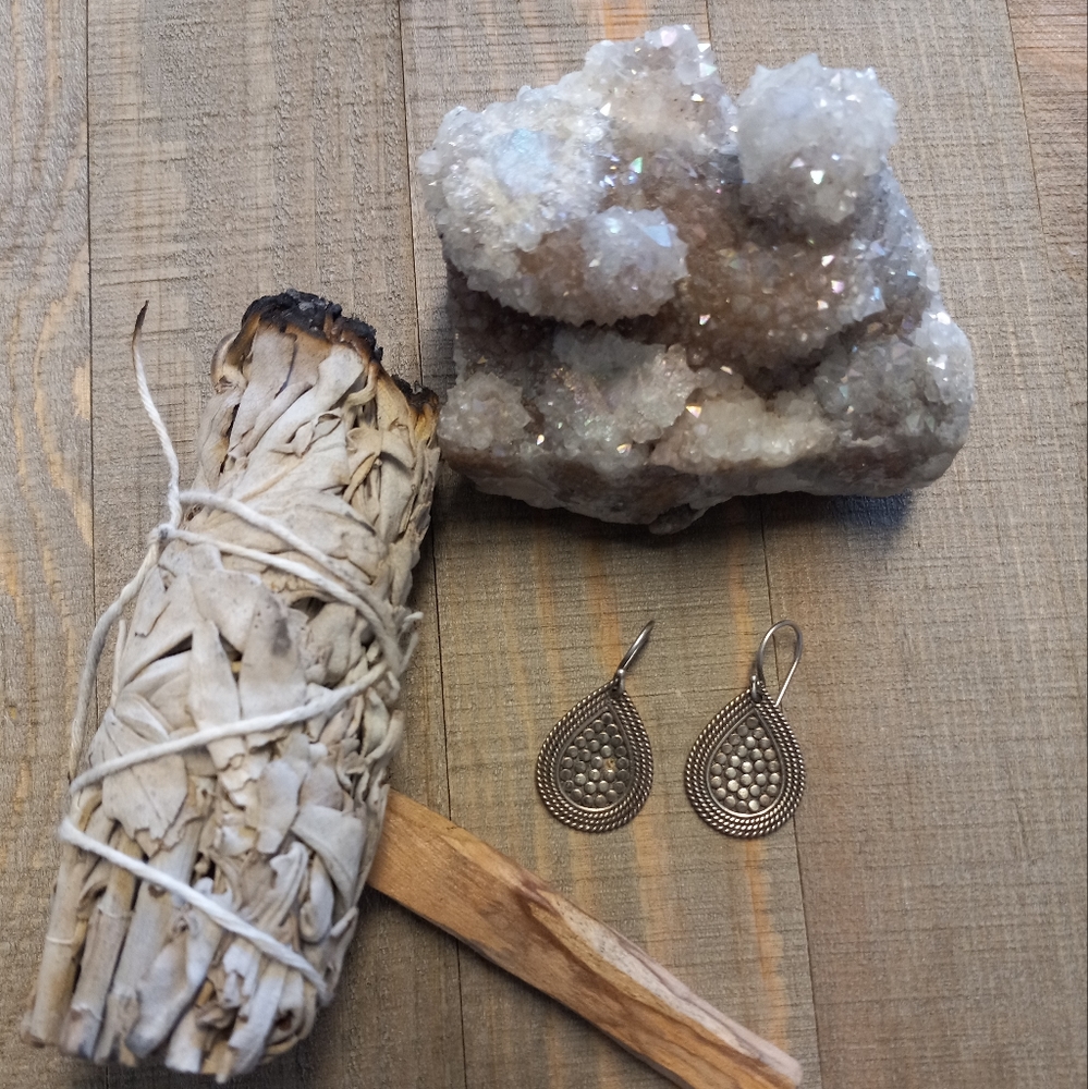 Anna Beck Vintage Distressed Earrings